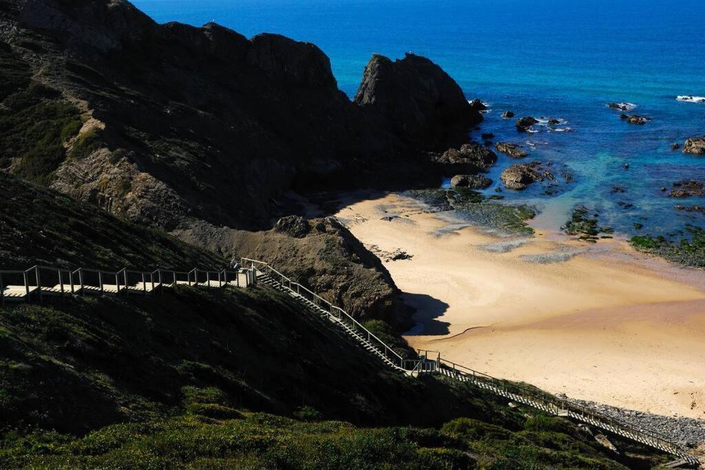 Vale Do Guizo: Casa Poente On The Contryside, Close By The Sea. Aljezur Buitenkant foto